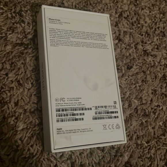 iPhone 13 mini box - Picture 2 of 3